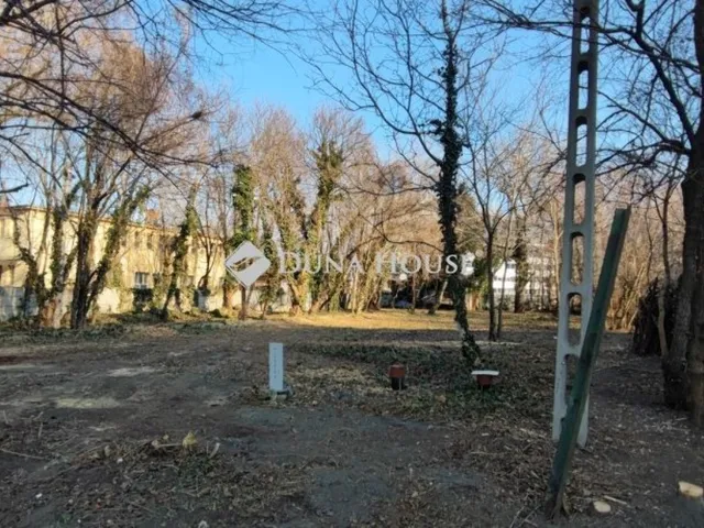 Eladó kereskedelmi és ipari ingatlan Budapest III. kerület, Kaszásdűlő 9080 nm