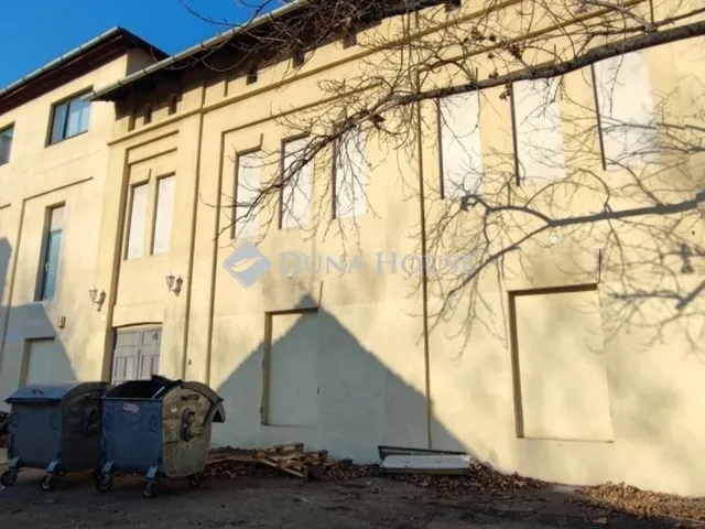 Eladó kereskedelmi és ipari ingatlan Budapest III. kerület, Kaszásdűlő 9080 nm