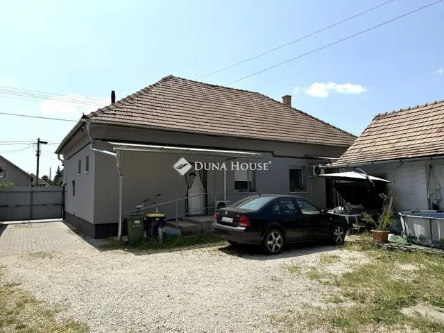 Eladó lakás Monor 137 nm