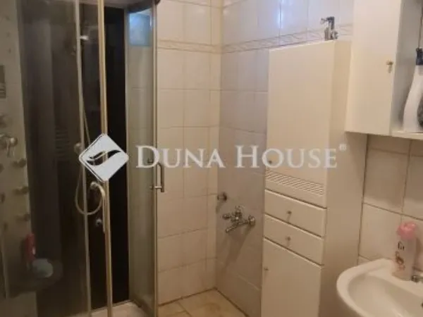 Eladó ház Monor 178 nm