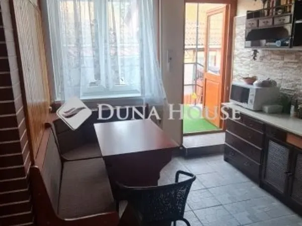 Eladó ház Monor 178 nm