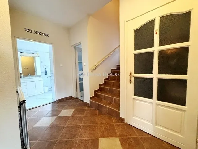 Eladó ház Budapest III. kerület 180 nm