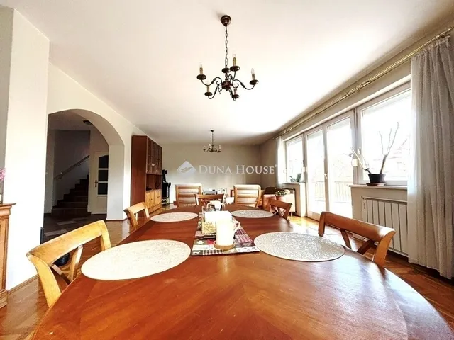 Eladó ház Budapest III. kerület 180 nm