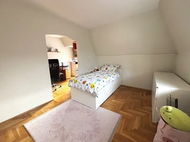 Eladó ház Budapest III. kerület 180 nm