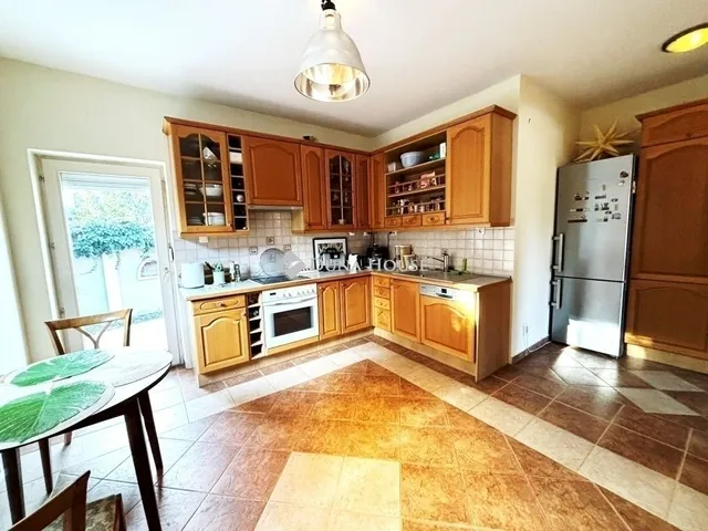 Eladó ház Budapest III. kerület 180 nm