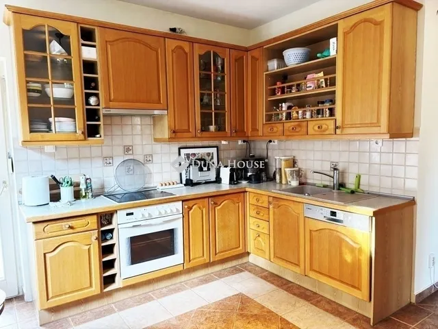 Eladó ház Budapest III. kerület 180 nm