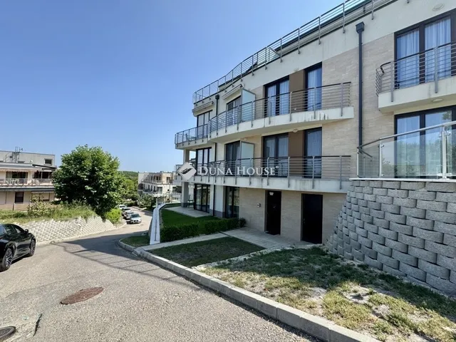 Eladó lakás Budapest III. kerület 104 nm