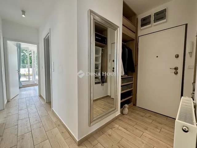 Eladó lakás Budapest III. kerület 104 nm