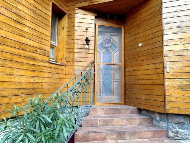 Eladó ház Budapest III. kerület 180 nm