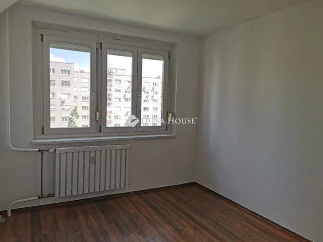 Eladó lakás Budapest III. kerület 66 nm