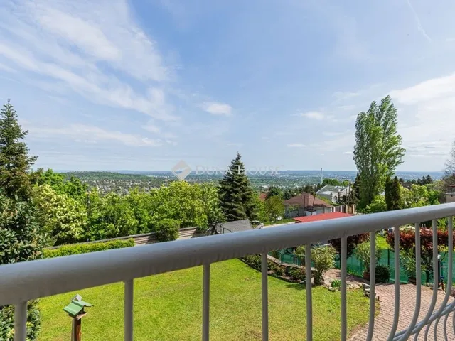 Eladó ház Budapest III. kerület 270 nm
