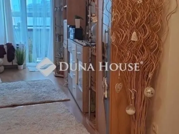 Eladó lakás Budapest XXI. kerület 70 nm