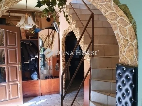 Eladó ház Budapest XVIII. kerület 170 nm