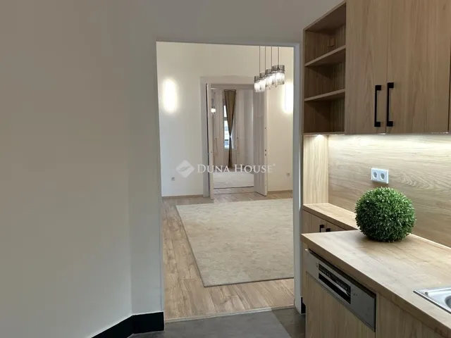 Eladó lakás Budapest XIV. kerület, Zugló 96 nm