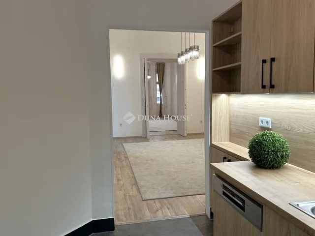 Eladó lakás Budapest XIV. kerület, Zugló 96 nm