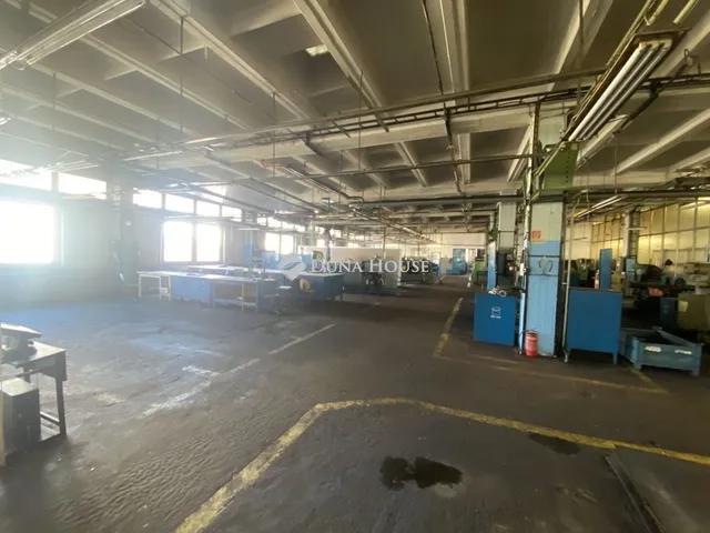 Eladó kereskedelmi és ipari ingatlan Budapest XIV. kerület 4393 nm