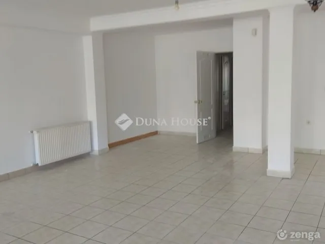 Eladó kereskedelmi és ipari ingatlan Budapest XIV. kerület 273 nm