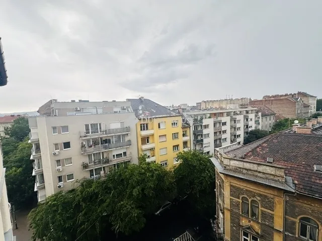Eladó lakás Budapest VIII. kerület 68 nm