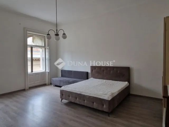 Eladó lakás Budapest VII. kerület 82 nm