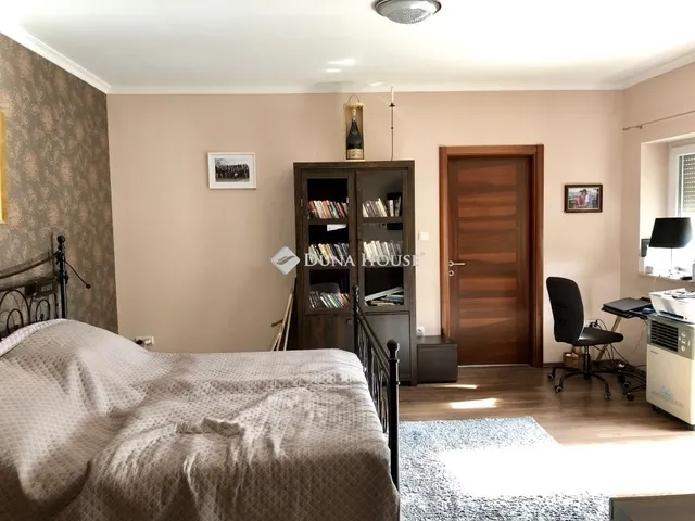 Eladó ház Érd 240 nm