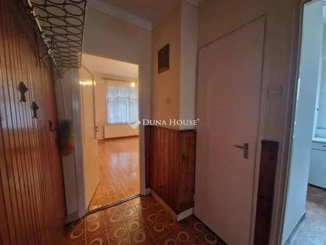 Eladó ház Budapest XVI. kerület, Sashalom 175 nm