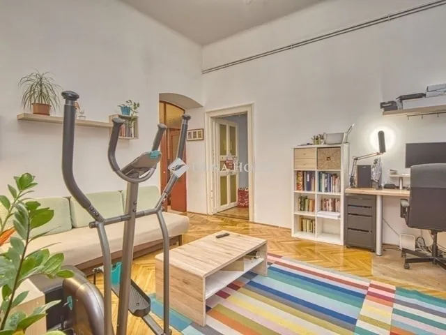 Eladó lakás Budapest VIII. kerület, II. János Pál pápa tér 69 nm