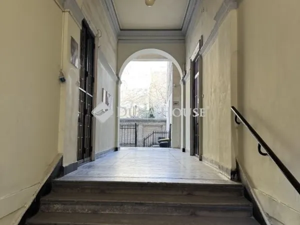 Eladó lakás Budapest VIII. kerület 77 nm