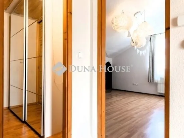 Eladó ház Budapest XX. kerület 93 nm