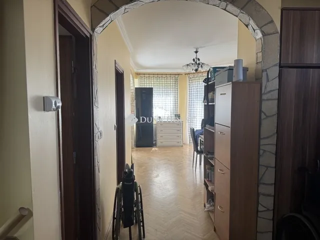 Eladó ház Budapest XVIII. kerület 230 nm