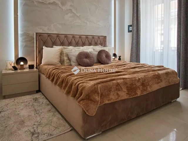 Eladó lakás Budapest V. kerület 105 nm