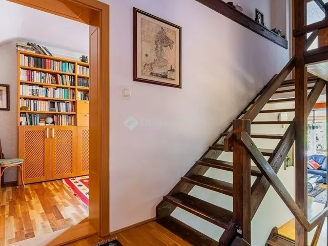 Eladó ház Budapest II. kerület 210 nm