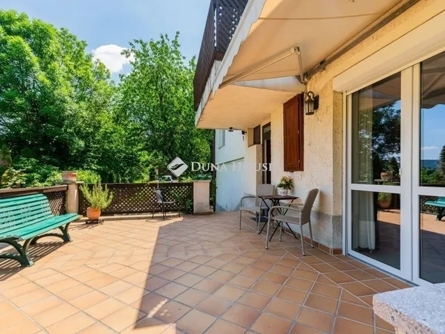 Eladó ház Budapest II. kerület 210 nm