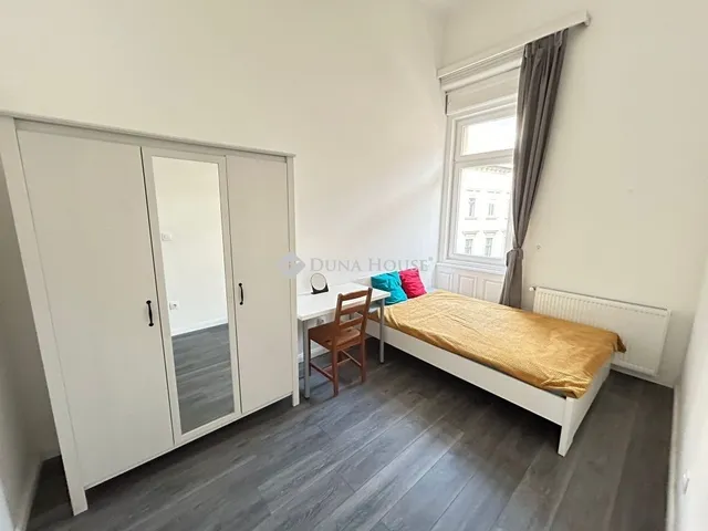 Eladó lakás Budapest V. kerület 100 nm