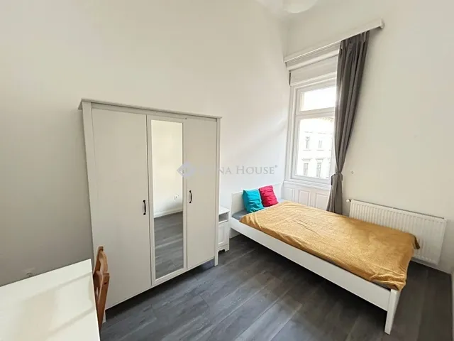 Eladó lakás Budapest V. kerület 100 nm