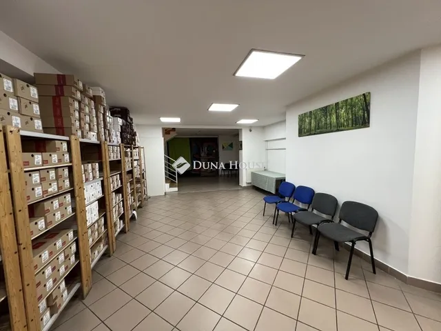 Eladó lakás Budapest IV. kerület, Újpest 332 nm