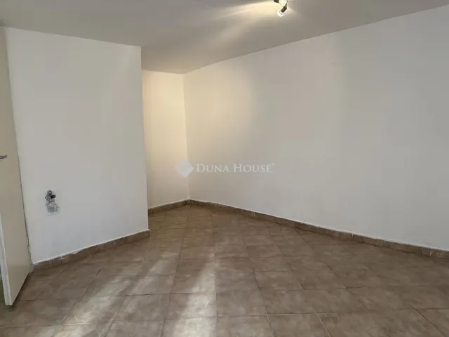 Eladó lakás Budapest IV. kerület 70 nm