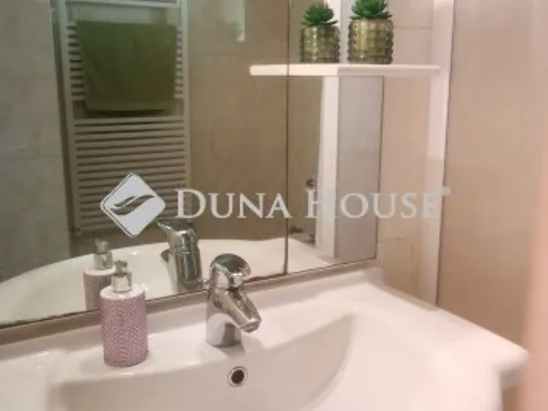 Eladó ház Budapest II. kerület 180 nm