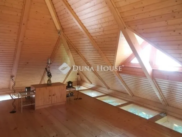 Eladó ház Budapest II. kerület 180 nm