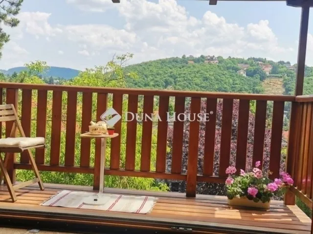 Eladó ház Budapest II. kerület 180 nm