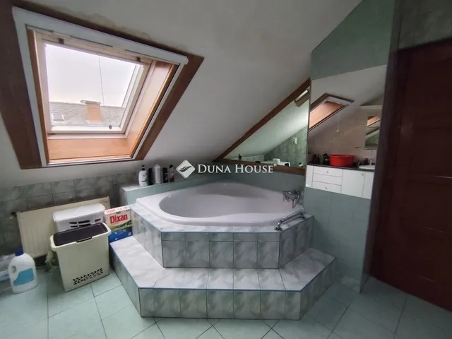 Eladó ház Dunaharaszti 241 nm