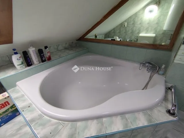 Eladó ház Dunaharaszti 241 nm