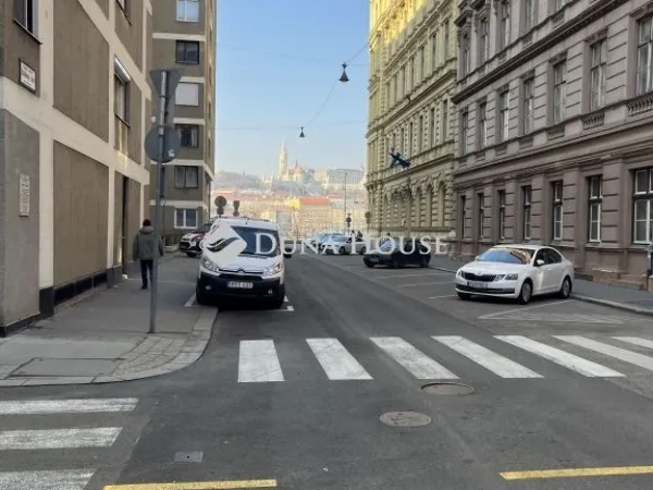 Eladó lakás Budapest V. kerület 53 nm