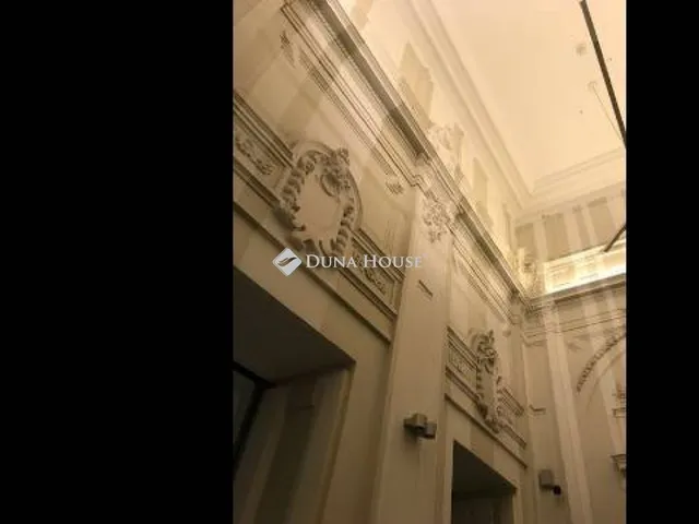 Eladó kereskedelmi és ipari ingatlan Budapest V. kerület, Lipótváros 110 nm