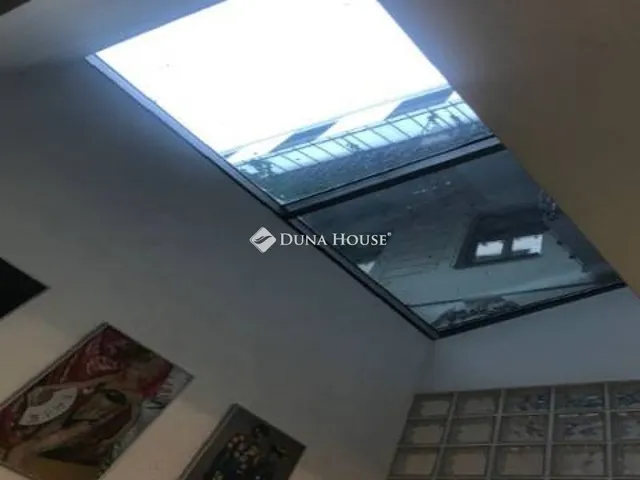 Eladó kereskedelmi és ipari ingatlan Budapest V. kerület, Lipótváros 110 nm