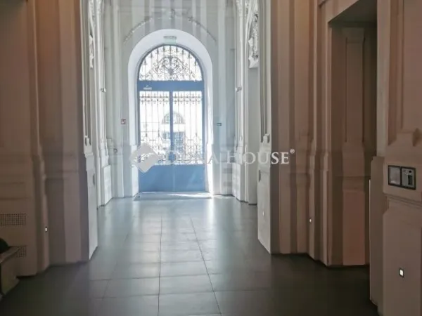 Eladó kereskedelmi és ipari ingatlan Budapest V. kerület, Lipótváros 110 nm