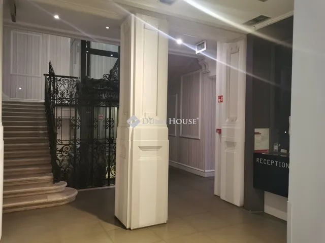 Eladó kereskedelmi és ipari ingatlan Budapest V. kerület, Lipótváros 110 nm