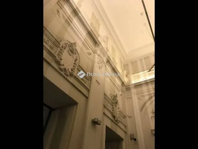 Eladó kereskedelmi és ipari ingatlan Budapest V. kerület, Lipótváros 110 nm