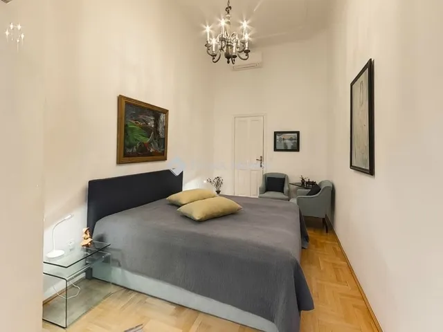 Eladó lakás Budapest V. kerület, Belváros 176 nm