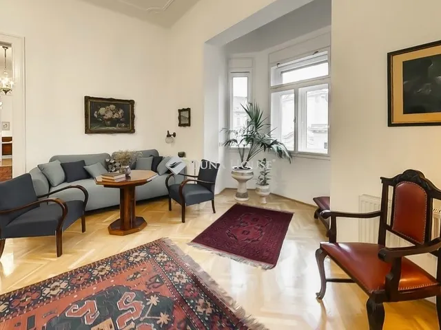 Eladó lakás Budapest V. kerület, Belváros 176 nm