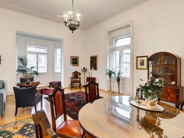 Eladó lakás Budapest V. kerület, Belváros 176 nm